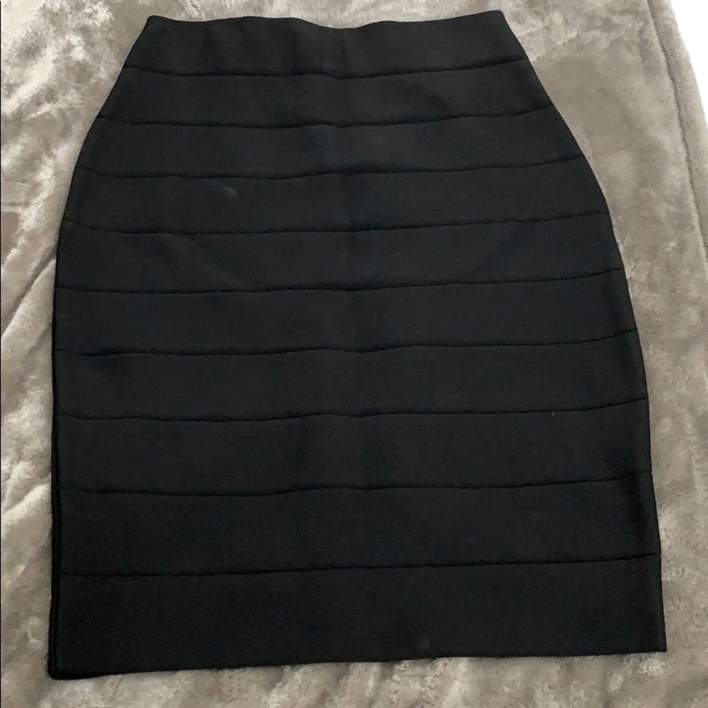 Black stretch tube skirt